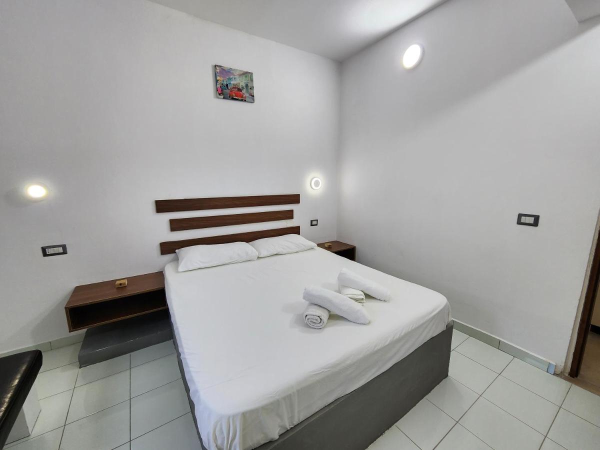 Blue Apartments Vlorë Eksteriør billede