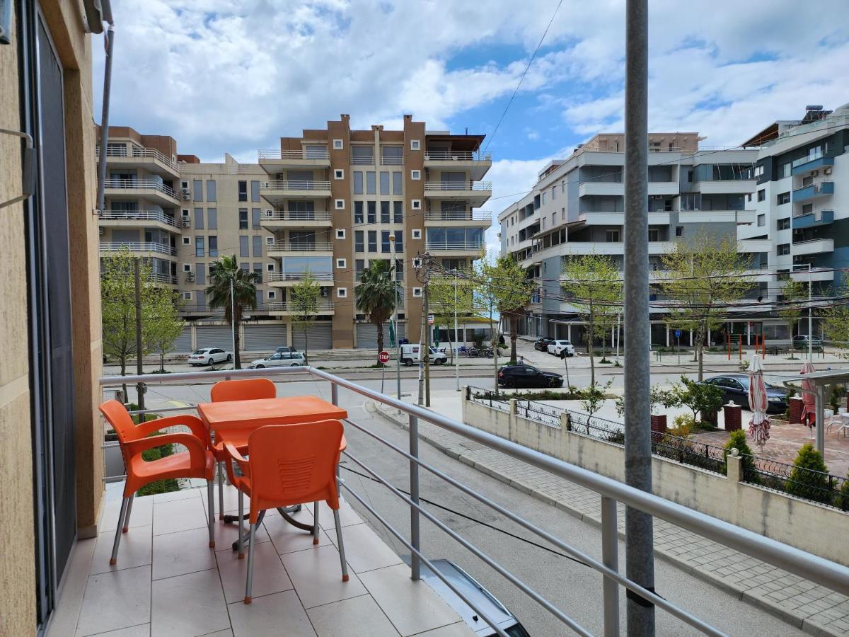 Blue Apartments Vlorë Eksteriør billede