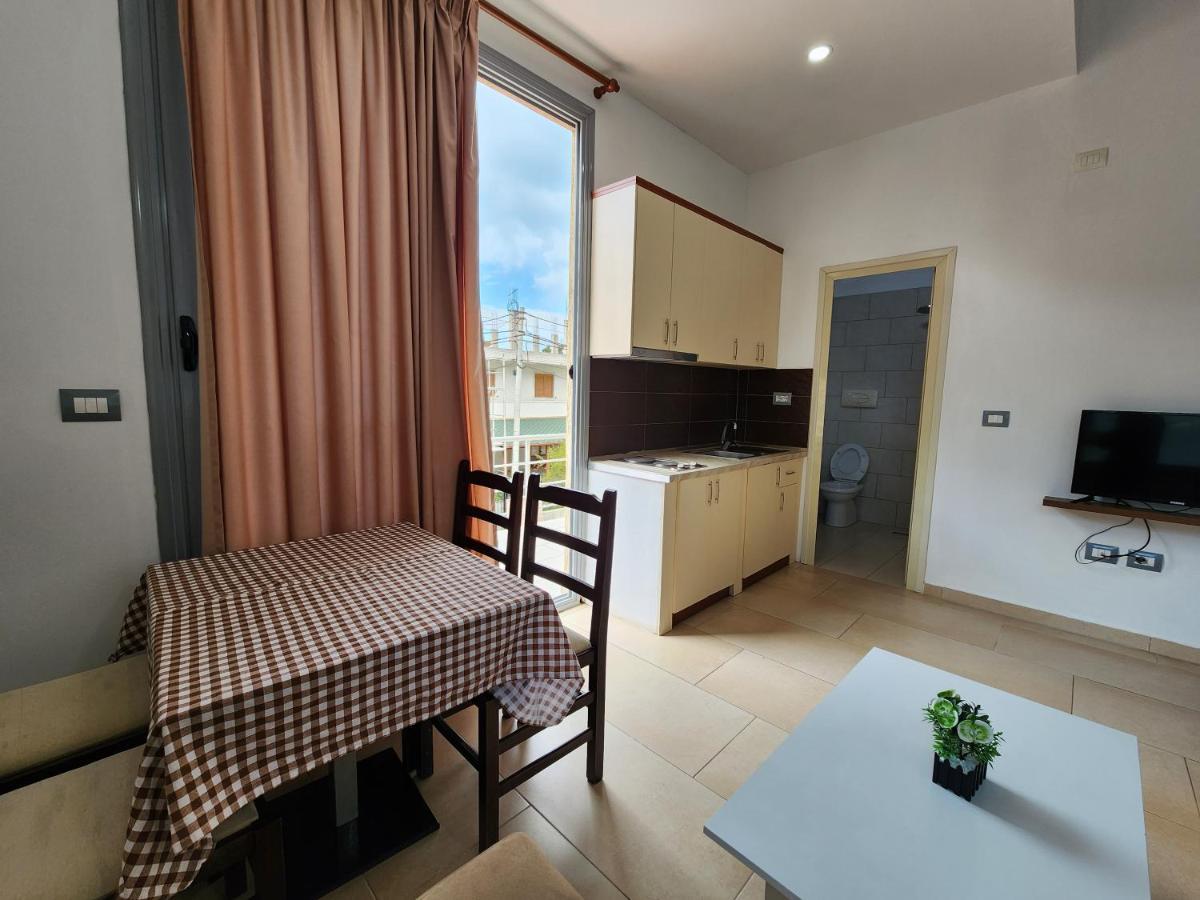 Blue Apartments Vlorë Eksteriør billede